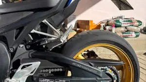 Honda CBR 1000 RR C- ABS (2009 - 11)  (2)