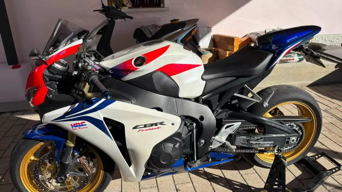 Honda CBR 1000 RR C- ABS (2009 - 11)  (6)
