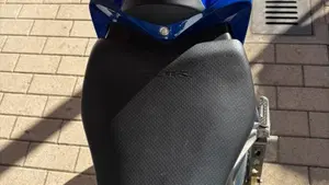 Honda CBR 1000 RR C- ABS (2009 - 11)  (8)