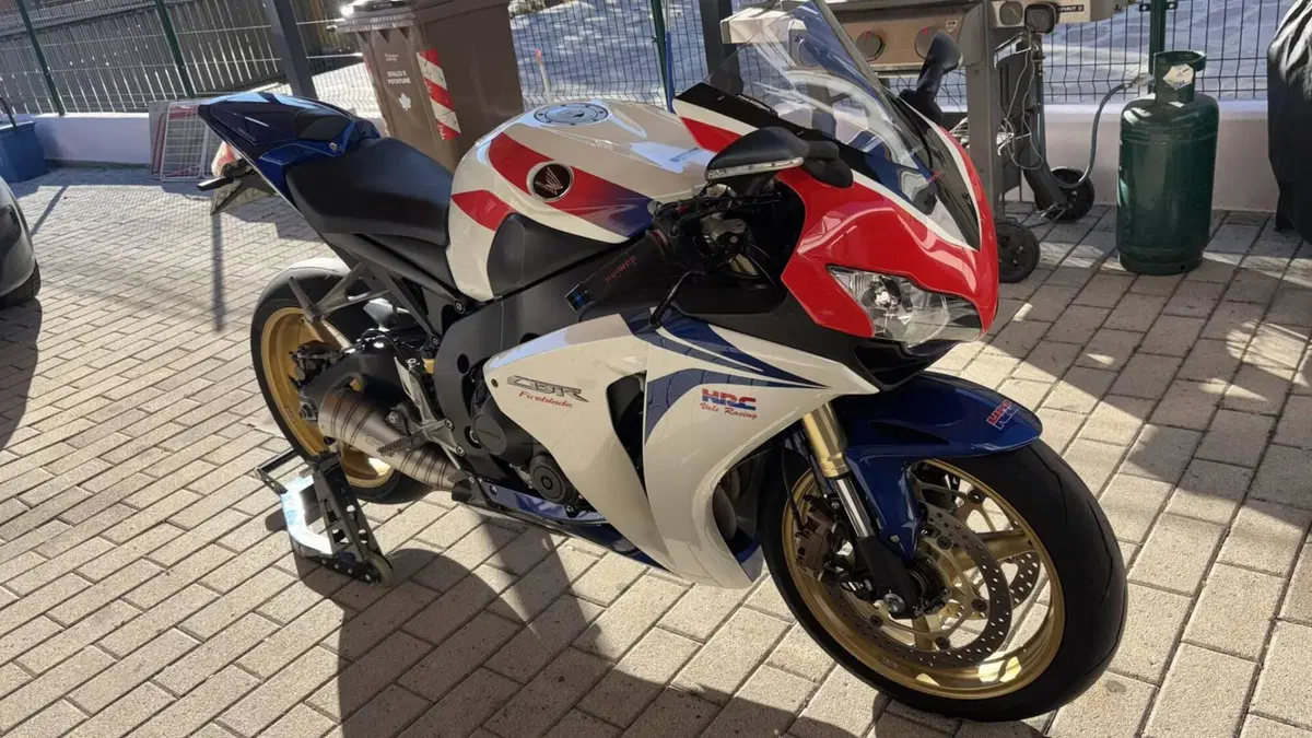 Honda CBR 1000 RR C- ABS (2009 - 11)  (9)