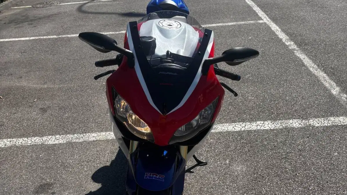 Honda CBR 1000 RR C- ABS (2009 - 11)  (15)