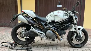 Ducati Monster 696 (2008 - 13)  (2)