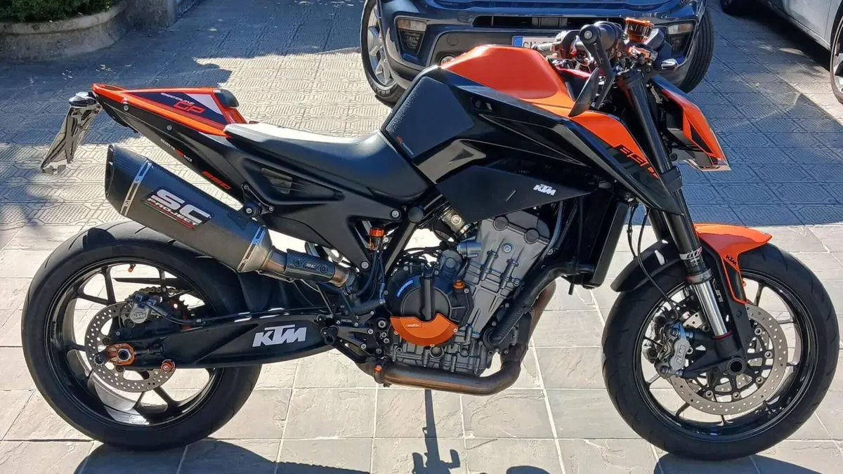 KTM 890 Duke (2021 - 23)  (3)