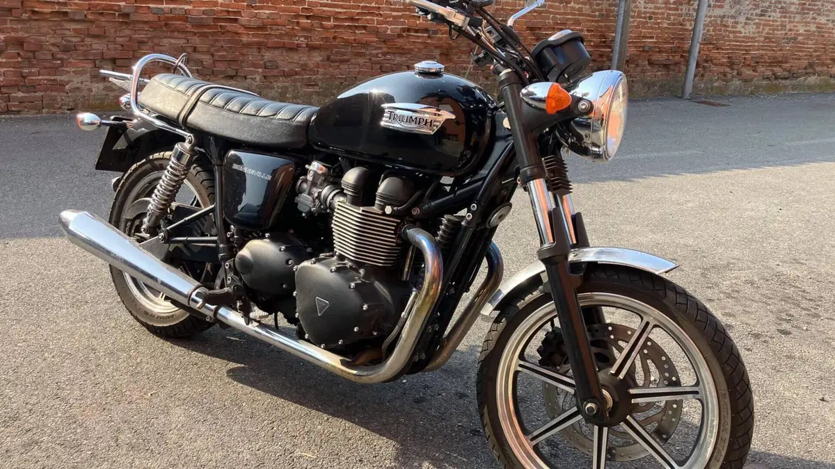Triumph Bonneville (2007 - 16)  (6)