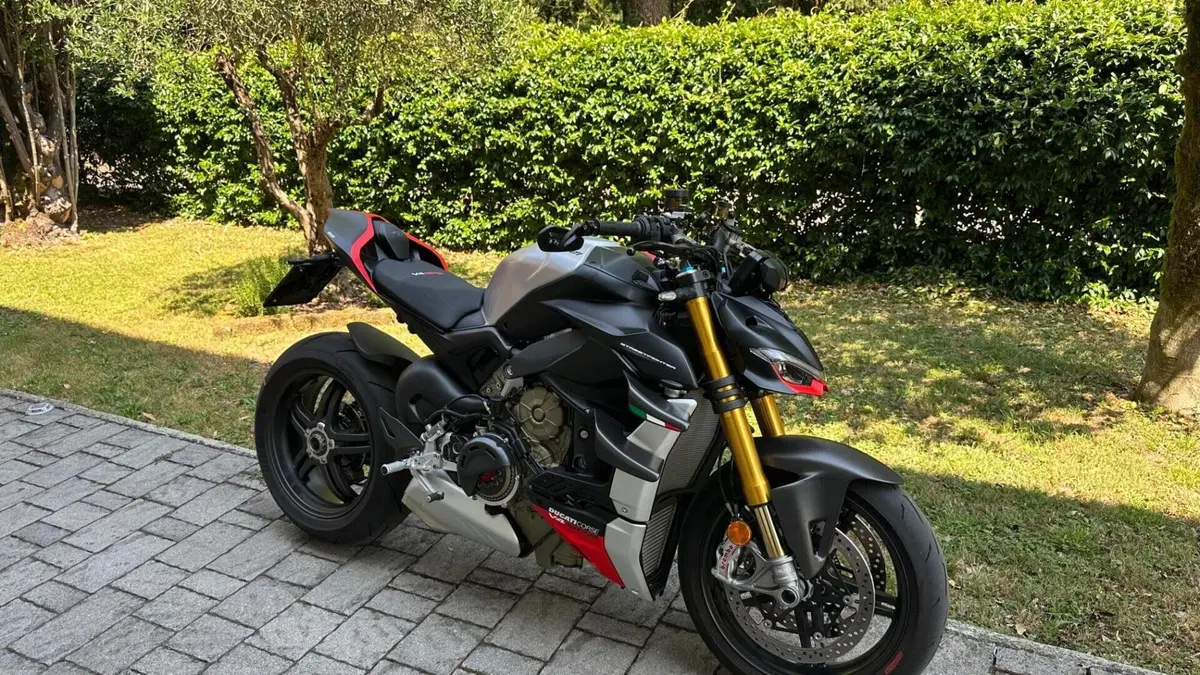 Ducati Streetfighter V4 SP2 (2023 - 24)  (3)