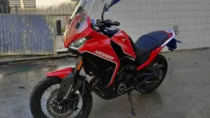 Moto Morini X-Cape 650 Gold Wheels Edition (2022 - 26)  (2)
