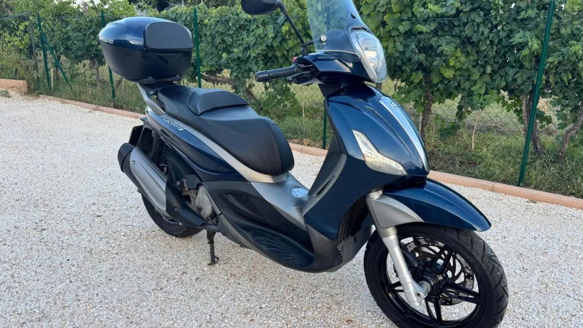 Piaggio Beverly 350 SportTouring ie (2011 - 15) 