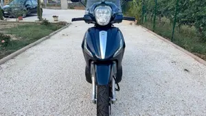 Piaggio Beverly 350 SportTouring ie (2011 - 15)  (13)