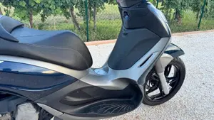 Piaggio Beverly 350 SportTouring ie (2011 - 15)  (19)