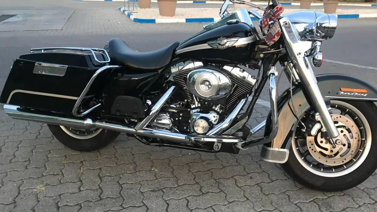 Harley-Davidson   (3)