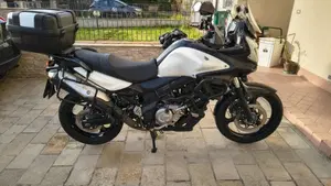 Suzuki V-Strom 650 ABS (2011 - 17)  (2)