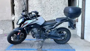 KTM 790 Duke L (2023 - 24)  (5)