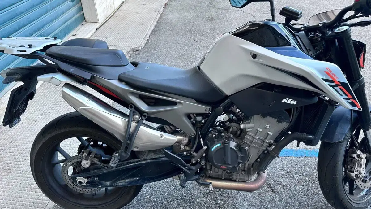 KTM 790 Duke L (2023 - 24)  (2)