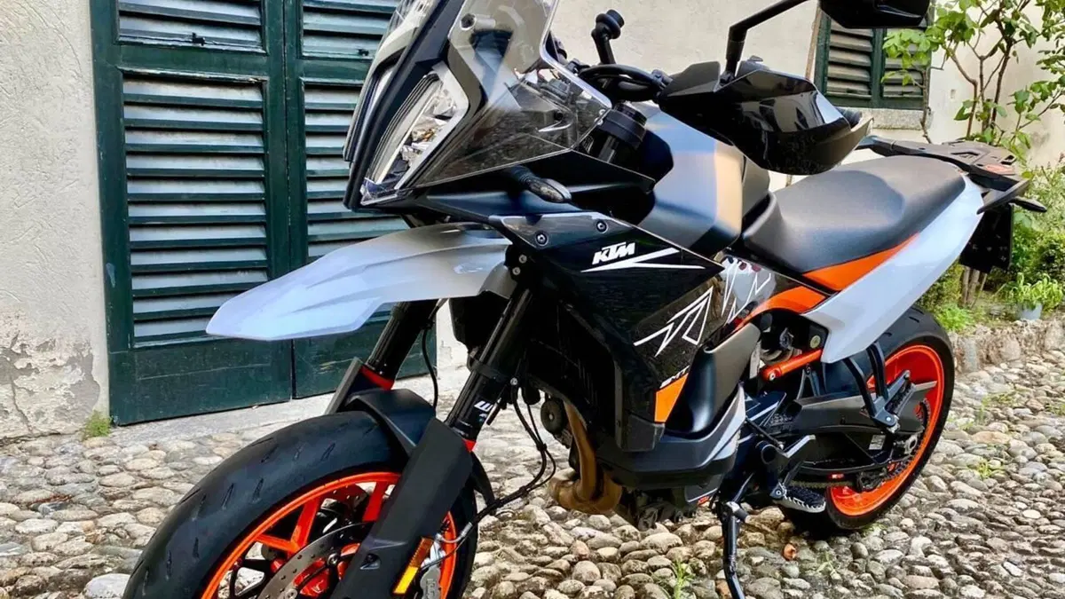 KTM 890 SMT (2023 - 25)  (2)