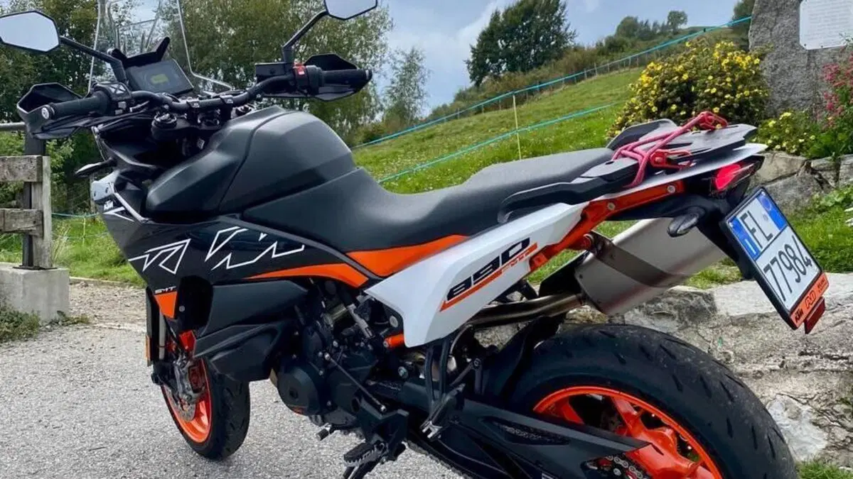 KTM 890 SMT (2023 - 25)  (11)