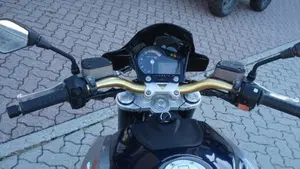 Aprilia Shiver 750 (2008 - 10)  (5)
