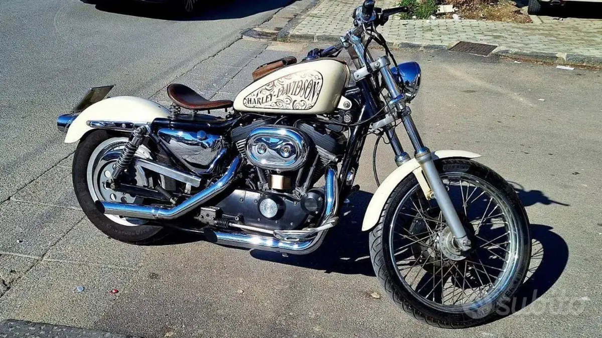 Harley-Davidson   (4)