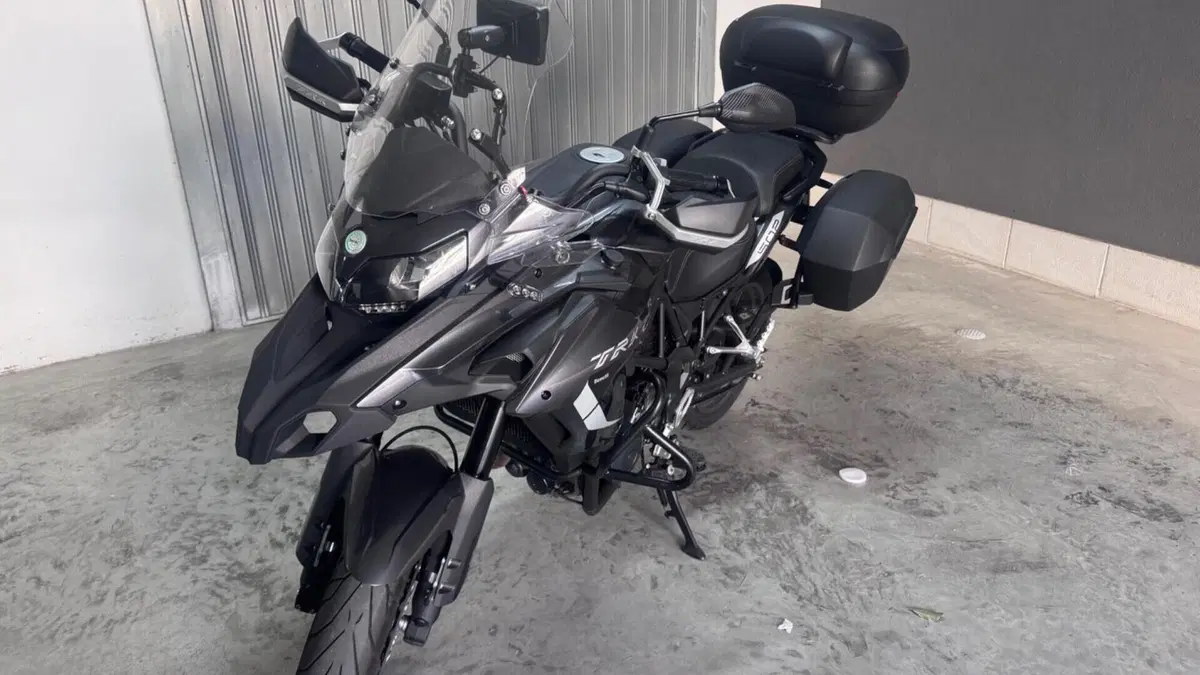 Benelli TRK 502 (2021 - 25)  (2)