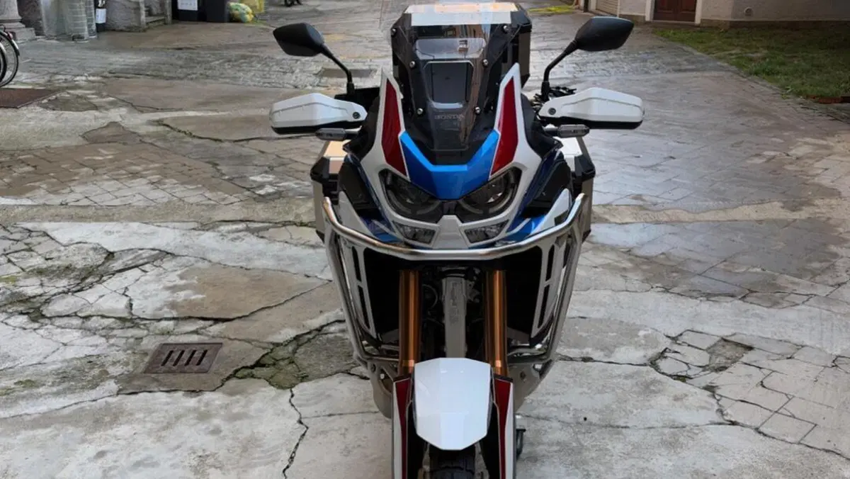 Honda Africa Twin CRF 1100L (2020 - 21)  (3)