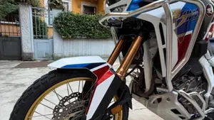 Honda Africa Twin CRF 1100L (2020 - 21)  (7)