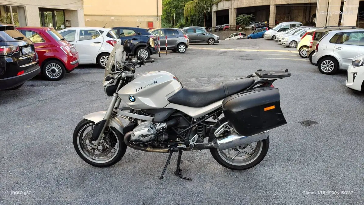 Bmw R 1200 R (2006 - 11)  (2)