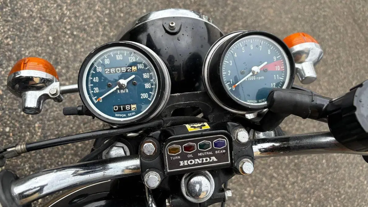 Honda   (2)
