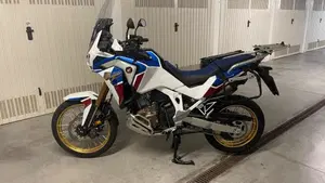 Honda Africa Twin CRF 1100L Adventure Sports (2020 - 21)  (5)