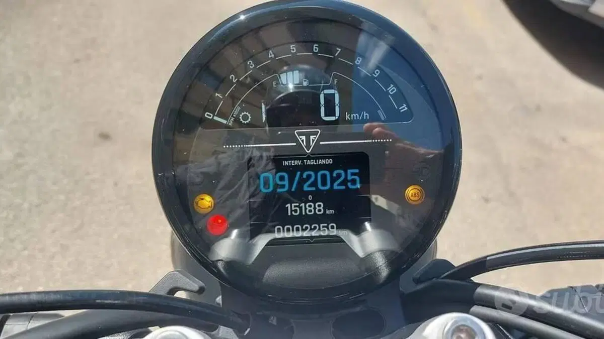 Triumph Trident 660 (2021 - 24)  (4)