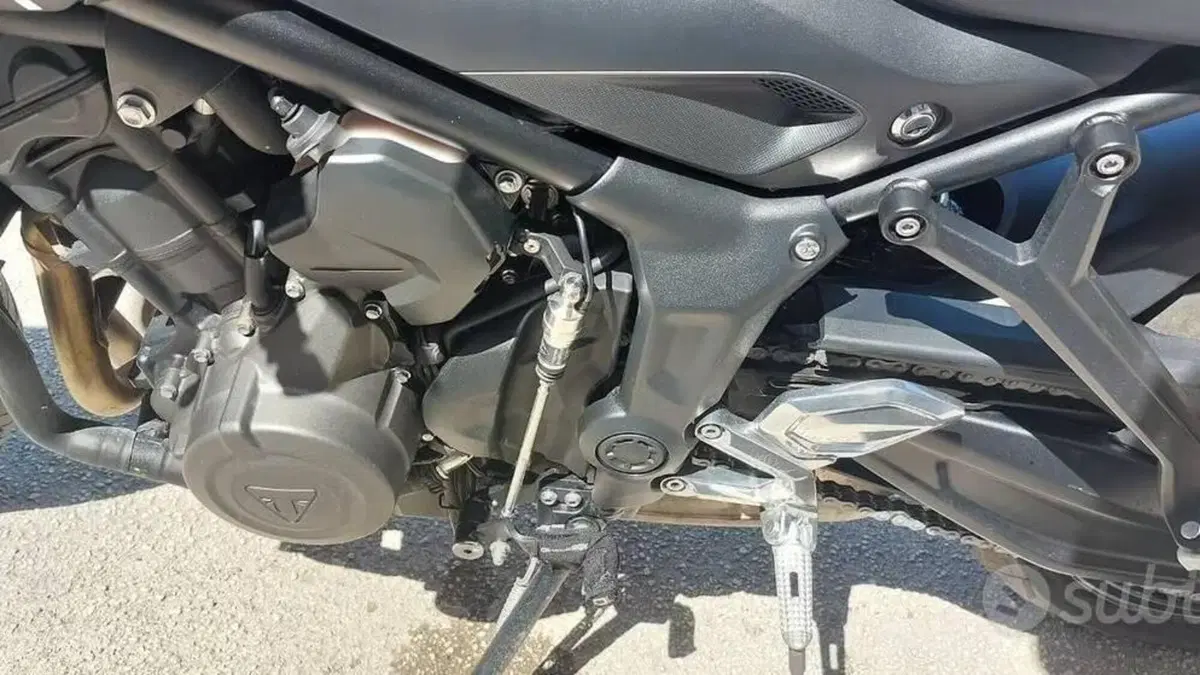 Triumph Trident 660 (2021 - 24)  (5)
