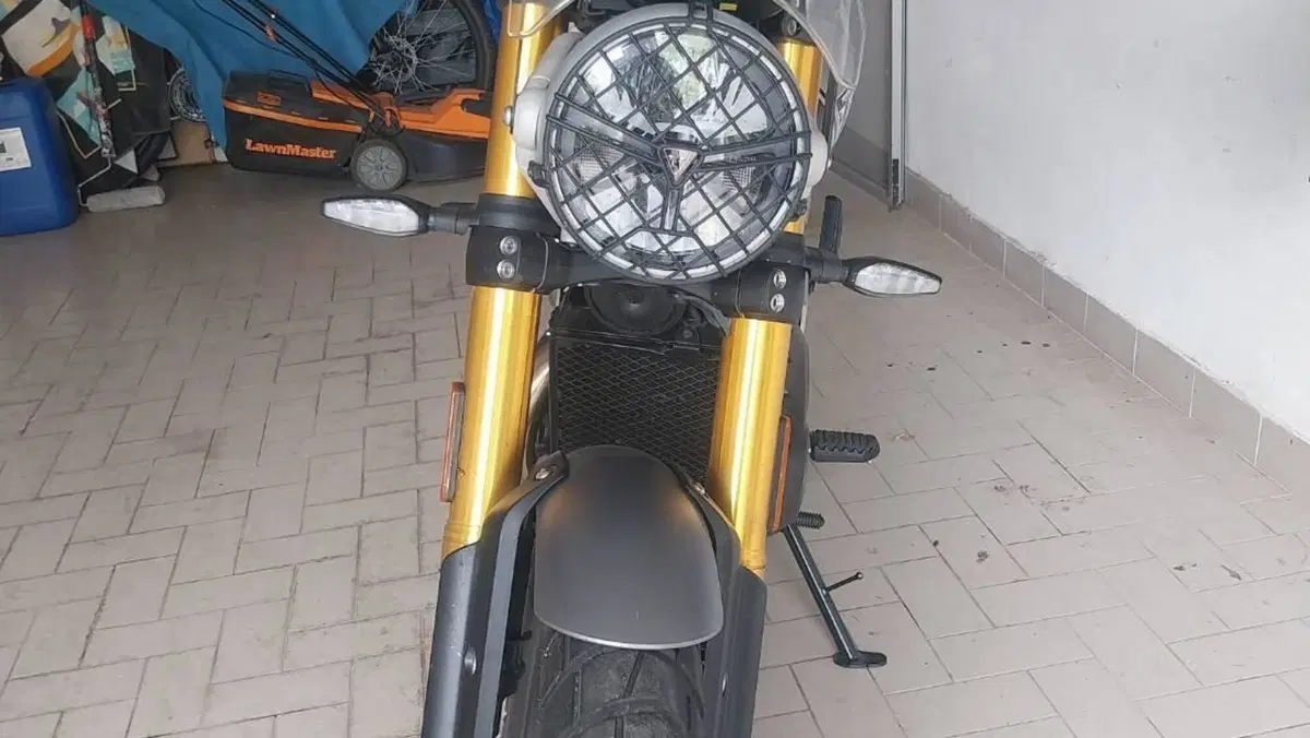 Triumph Scrambler 400 X (2024 - 26)  (2)