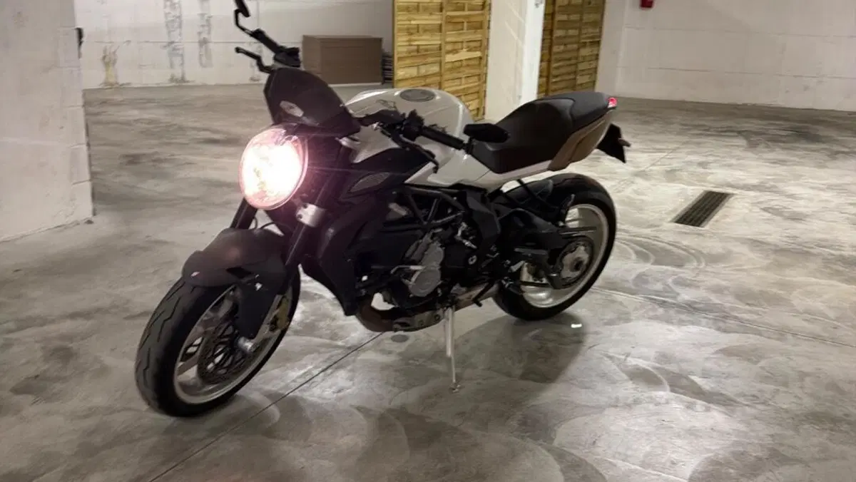 MV Agusta Brutale 675 EAS ABS (2011 - 16) 