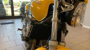 Honda Hornet 600 (1998 - 00)  (7)