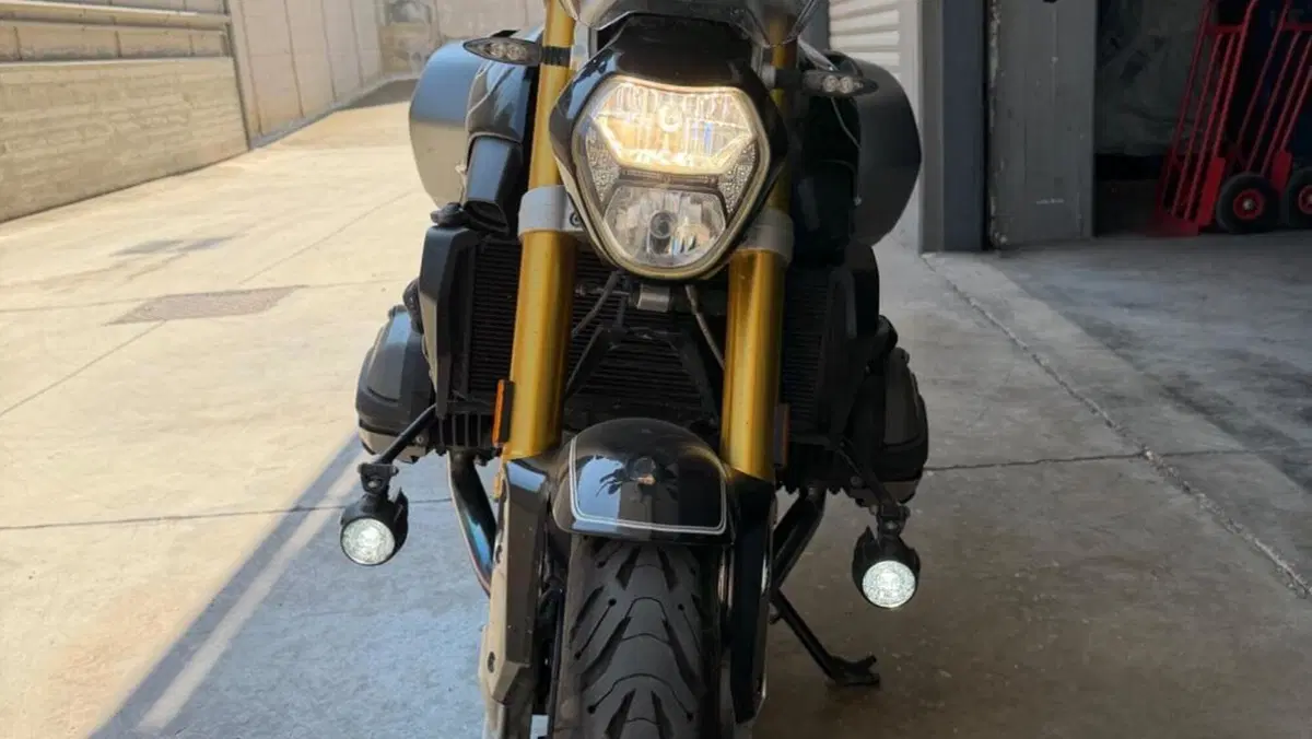 Bmw R 1200 R (2017 - 18)  (3)