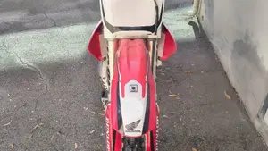 Honda CR 125 R (2000 - 02)  (3)