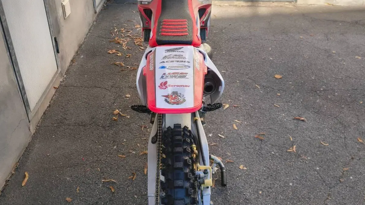 Honda CR 125 R (2000 - 02)  (4)
