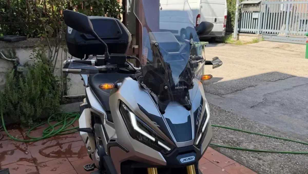 Honda X-ADV 750 DCT (2021 - 24)  (2)