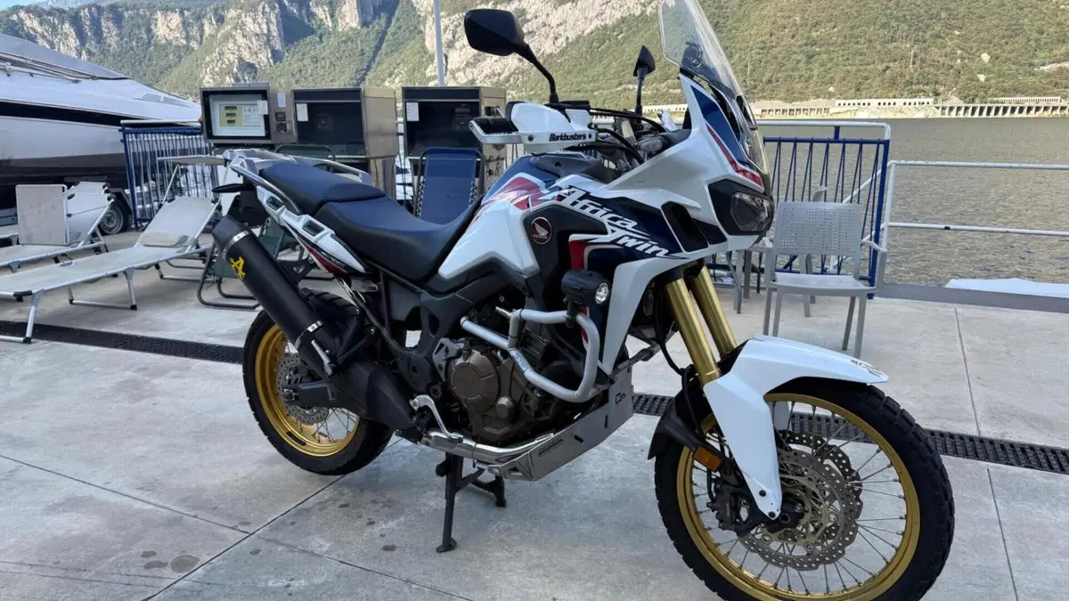 Honda Africa Twin CRF 1000L (2016 - 17)  (3)