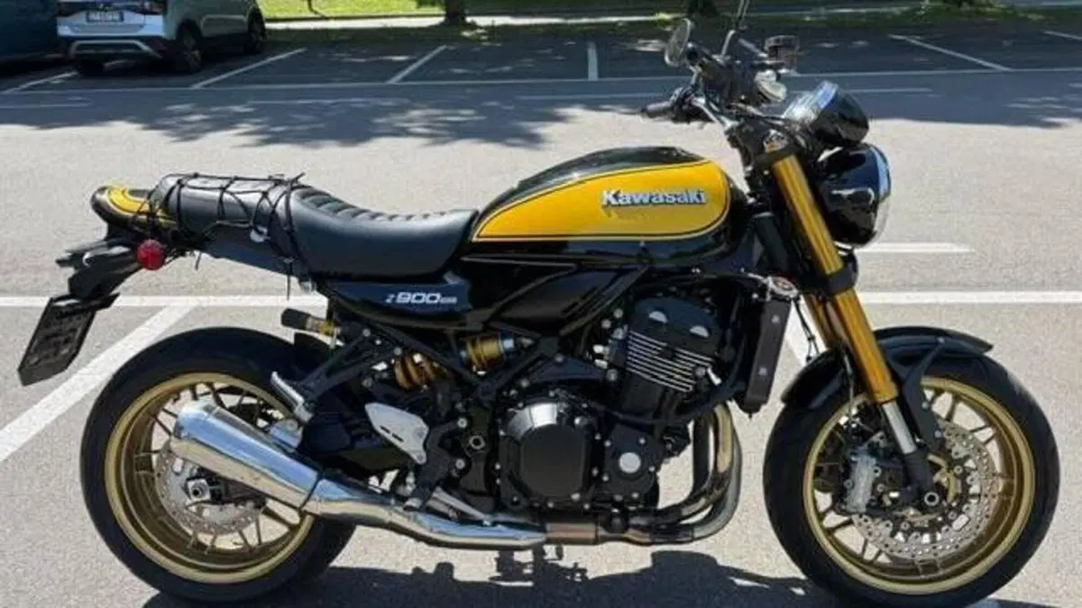 Kawasaki Z 900 RS (2022 - 25) 