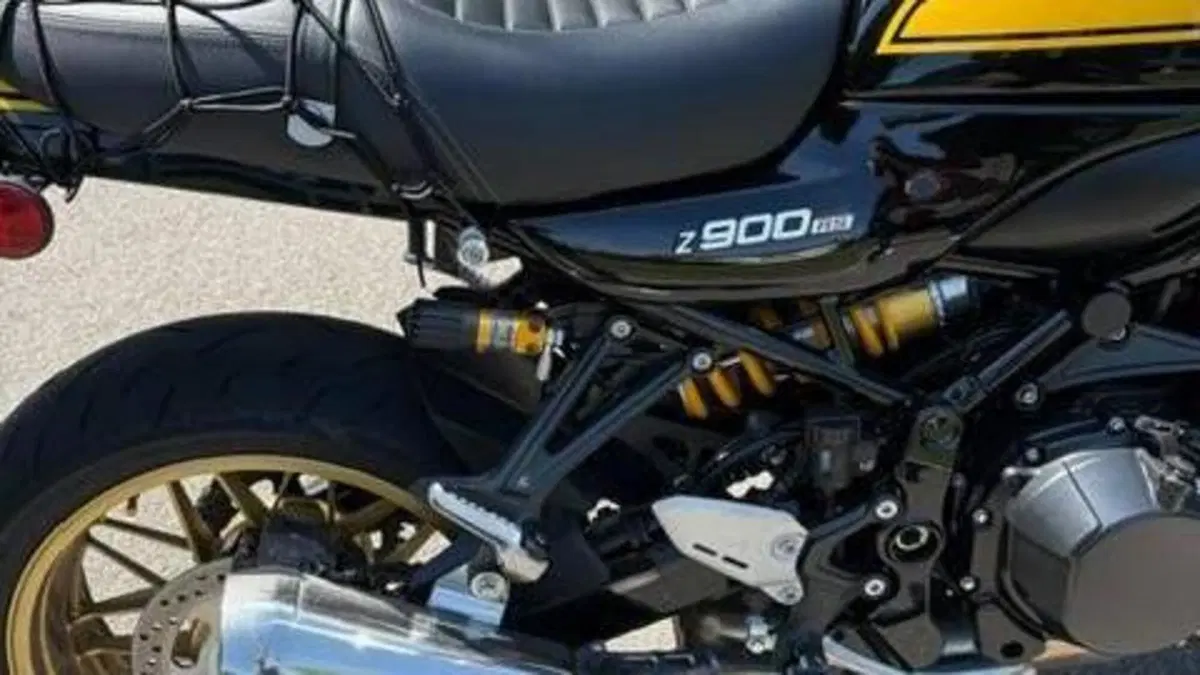 Kawasaki Z 900 RS (2022 - 25)  (3)