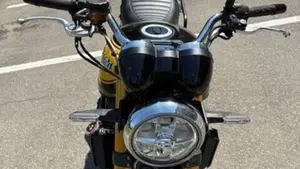 Kawasaki Z 900 RS (2022 - 25)  (8)