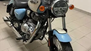 Royal Enfield Meteor 350 Aurora (2024 - 26)  (4)