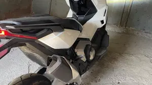 Honda X-ADV 750 (2025 - 27)  (4)