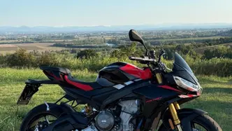 Aprilia Tuono 660 Factory (2025 - 26) usata