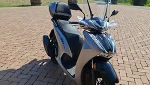 Honda SH 350 Sport (2021 - 24)  (2)
