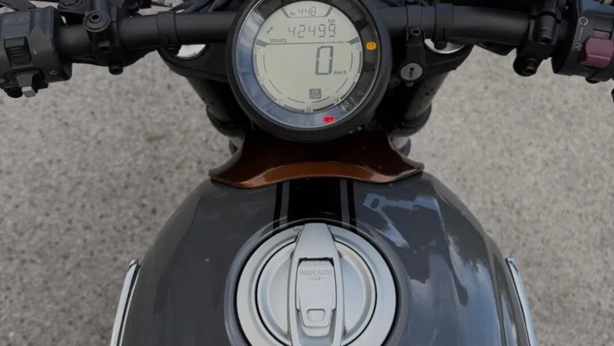 Ducati Scrambler 400 Sixty 2 (2016 - 21)  (8)