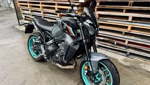 Yamaha MT-09 (2021 - 23)  (2)