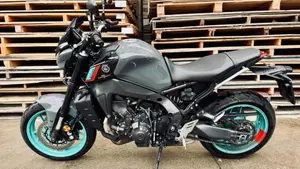 Yamaha MT-09 (2021 - 23)  (3)