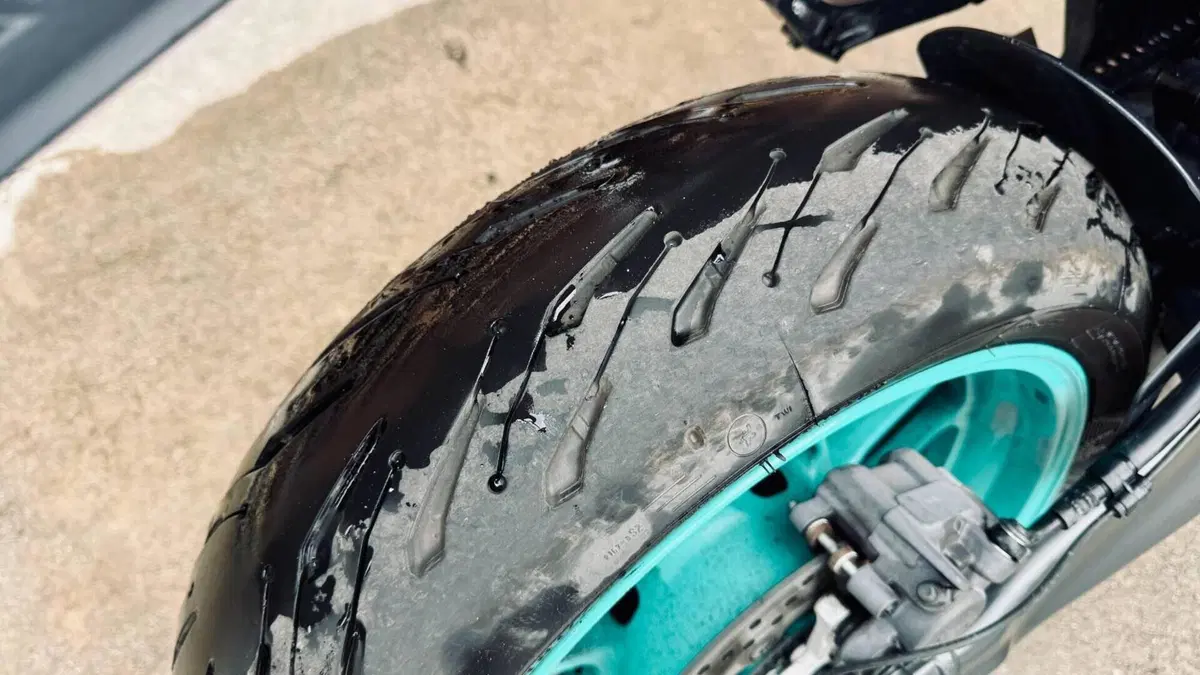 Yamaha MT-09 (2021 - 23)  (7)