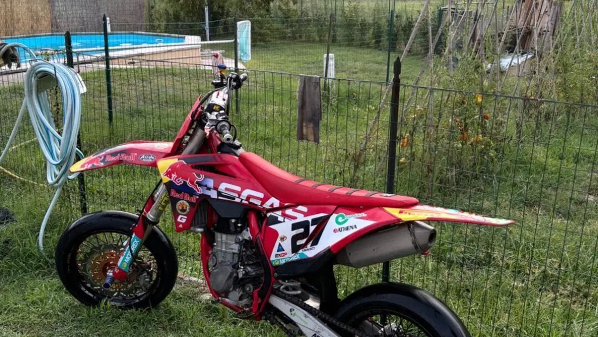 GASGAS MC 450 F (2021)  (2)