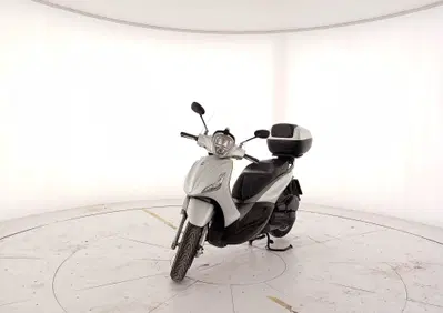 Piaggio Beverly 300 i.e. ABS-ASR (2016 - 20) - Annuncio 10109630